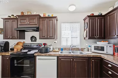 1475 Green Acres Rd #148, Eugene, OR 97408 - Photo 10