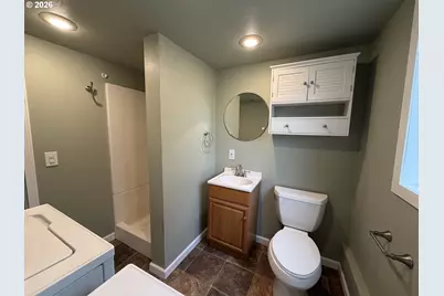 11530 SW Tigard Dr, Portland, OR 97223 - Photo 16