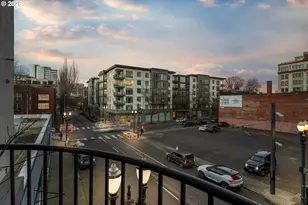 1011 NW Glisan St, Portland, OR 97209 - Photo 18