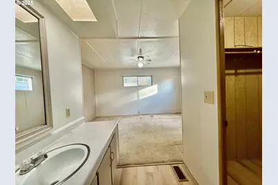 3909 E Fourth Plain Blvd #61, Vancouver, WA 98661 - Photo 26