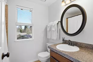 20182 SW Tillamook Ct, Tualatin, OR 97062 - Photo 24