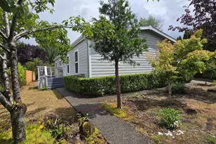 4808 SE 134th Dr, Portland, OR 97236 - Photo 2