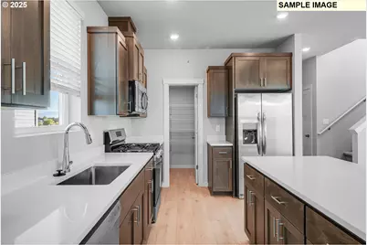 1022 Legacy St, Eugene, OR 97402 - Photo 6