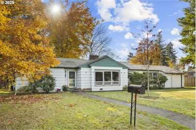 14614 SE Rhone St, Portland, OR 97236 - Photo 2