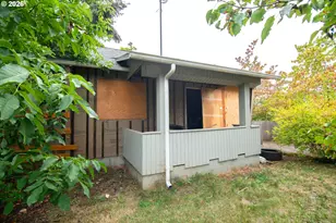 10422 SE Ellis St, Portland, OR 97266 - Photo 10