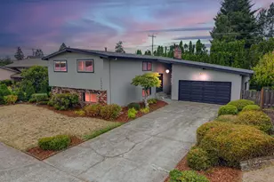 17355 NE Wasco St, Portland, OR 97230 - Photo 2