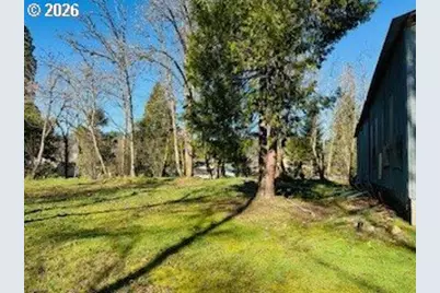 76248 Garden Rd, Oakridge, OR 97463 - Photo 22