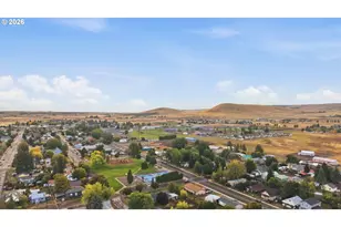 218 E Collins St, Goldendale, WA 98620 - Photo 40
