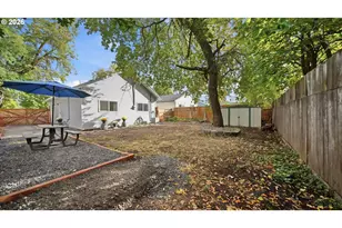 218 E Collins St, Goldendale, WA 98620 - Photo 28