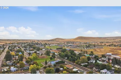 218 E Collins St, Goldendale, WA 98620 - Photo 34