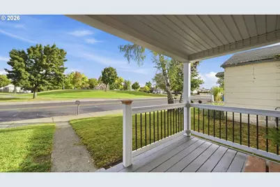 218 E Collins St, Goldendale, WA 98620 - Photo 4