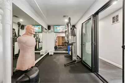 6487 SW Parkhill Way, Portland, OR 97239 - Photo 34