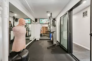 6487 SW Parkhill Way, Portland, OR 97239 - Photo 34