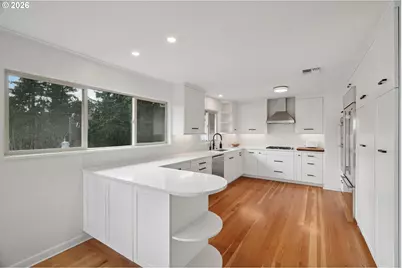 6487 SW Parkhill Way, Portland, OR 97239 - Photo 14