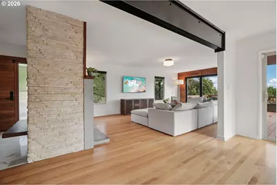 6487 SW Parkhill Way, Portland, OR 97239 - Photo 4