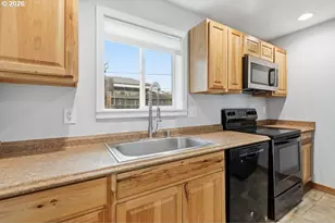 417 Gertrude Dr, Dallesport, WA 98617 - Photo 12