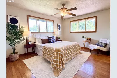 10919 SE Mill Ct, Portland, OR 97216 - Photo 18