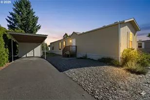 300 SW 7th Ave, Battle Ground, WA 98604 - Photo 1