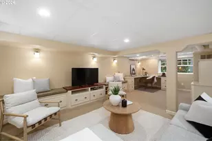 2695 SW Montgomery Dr, Portland, OR 97201 - Photo 36