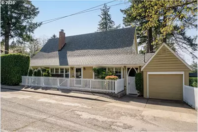 2695 SW Montgomery Dr, Portland, OR 97201 - Photo 2