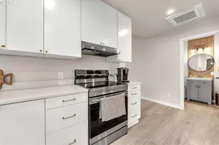 211 W Oak St, Yacolt, WA 98675 - Photo 14