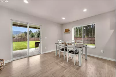 211 W Oak St, Yacolt, WA 98675 - Photo 20