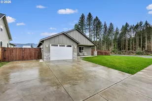 211 W Oak St, Yacolt, WA 98675 - Photo 2