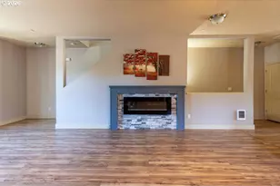10903 NE 8th Cir, Vancouver, WA 98664 - Photo 16