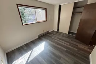 1525 SE 49th Ave, Portland, OR 97215 - Photo 4