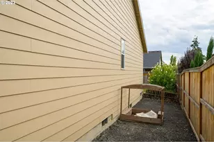 467 E Johnson St, Carlton, OR 97111 - Photo 40