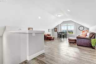 9946 NW 326th Pl, Hillsboro, OR 97124 - Photo 28