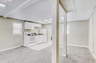 2020 NE 102nd Ave, Portland, OR 97220 - Photo 18