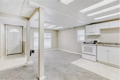 2020 NE 102nd Ave, Portland, OR 97220 - Photo 16