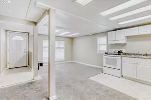 2020 NE 102nd Ave, Portland, OR 97220 - Photo 16