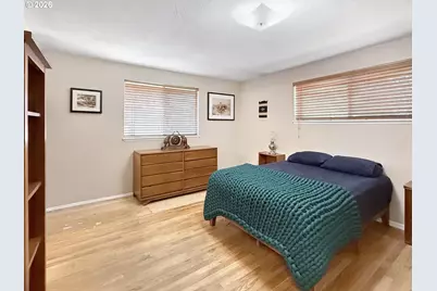 2640 NE 8th St, Bend, OR 97701 - Photo 20