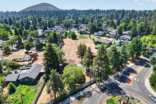 2640 NE 8th St, Bend, OR 97701 - Photo 30