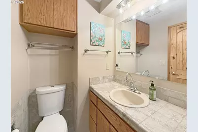 2640 NE 8th St, Bend, OR 97701 - Photo 18
