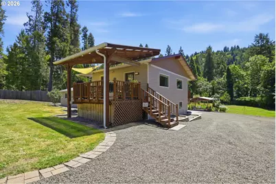 5407 Buckhorn Rd, Roseburg, OR 97470 - Photo 2