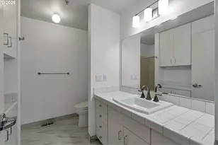 1128 NE Schuyler St, Portland, OR 97212 - Photo 30