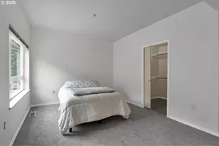 1128 NE Schuyler St, Portland, OR 97212 - Photo 34