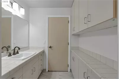 1128 NE Schuyler St #106, Portland, OR 97212 - Photo 28