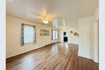 119 Williams Ave, Kelso, WA 98626 - Photo 10