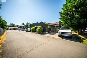 1046 NE 17th Ave, Hillsboro, OR 97124 - Photo 16