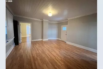 156 Bond St, Astoria, OR 97103 - Photo 10