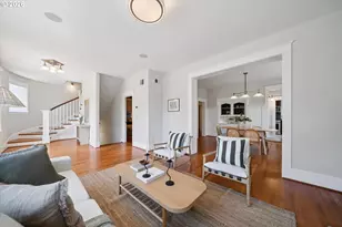 2475 NW Northrup St, Portland, OR 97210 - Photo 6