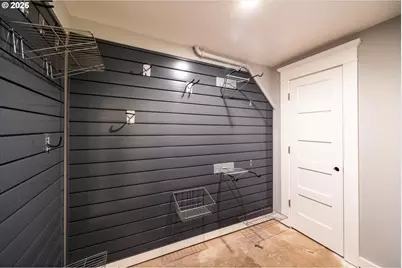 2475 NW Northrup St, Portland, OR 97210 - Photo 26