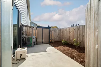 5720 SE Duke St, Portland, OR 97206 - Photo 18
