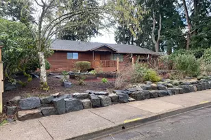 3248 W 15th, Eugene, OR 97402 - Photo 2