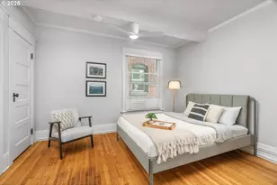 1631 NW Everett St, Portland, OR 97209 - Photo 10