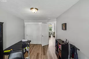 5721 Springwood Ave, Salem, OR 97306 - Photo 18